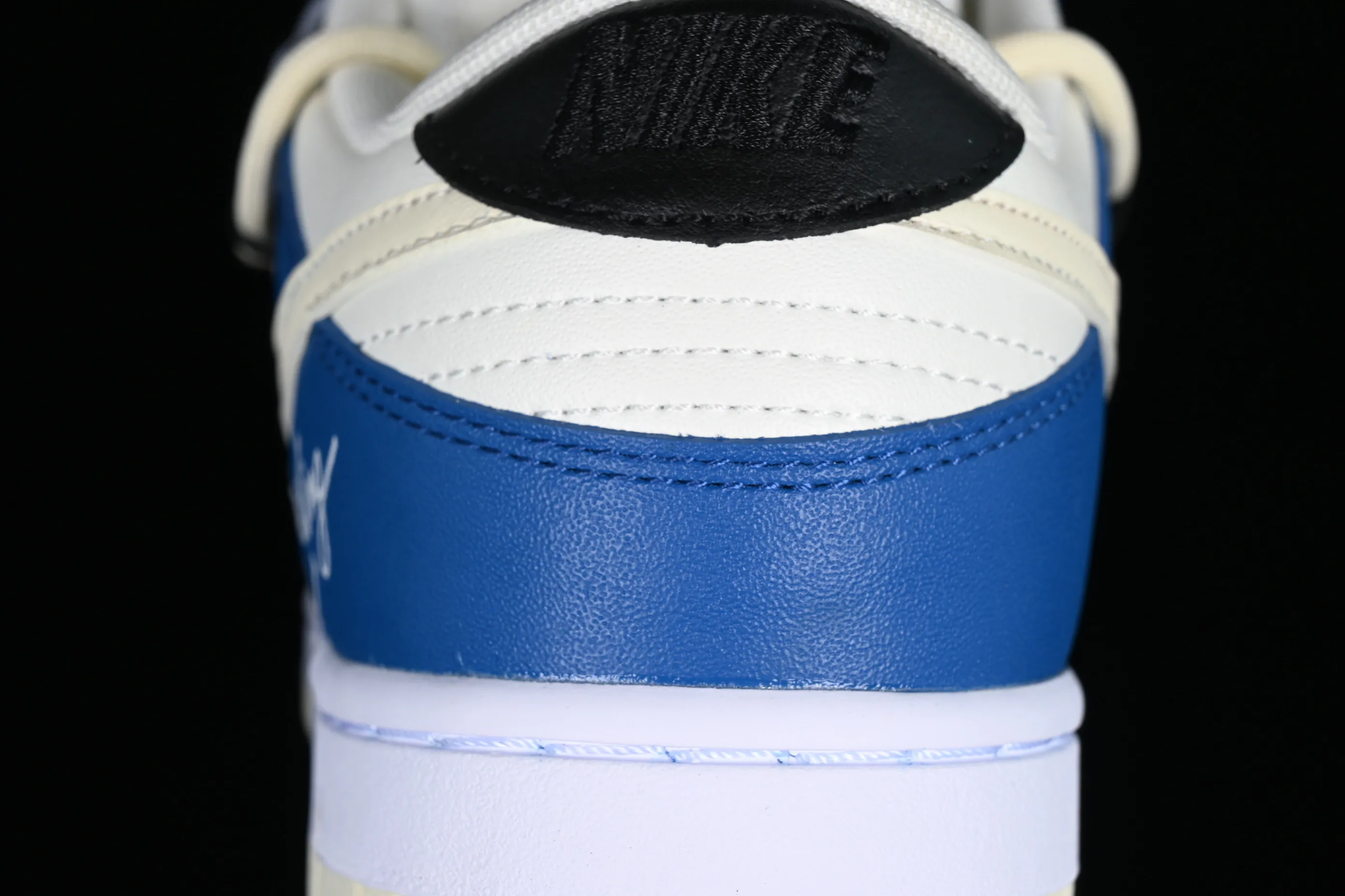 All categories Nk SB Dunk series Nk SB Dunk Low low-top sneakers Nk Dunk Low Retro Vibe customized version of deconstructed strap casual sneakers DJ6188-100